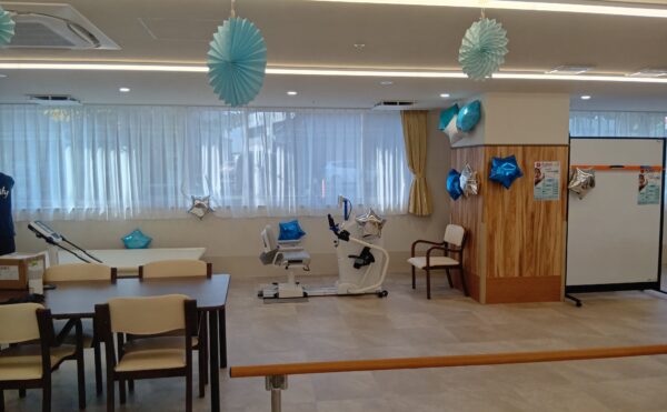 1階の食堂兼機能訓練室です。広々としています！